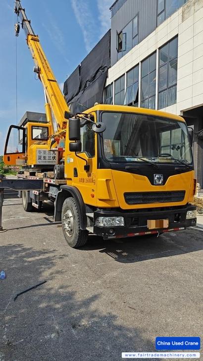 Buy XCMG XCT12 Used Crane / 1
